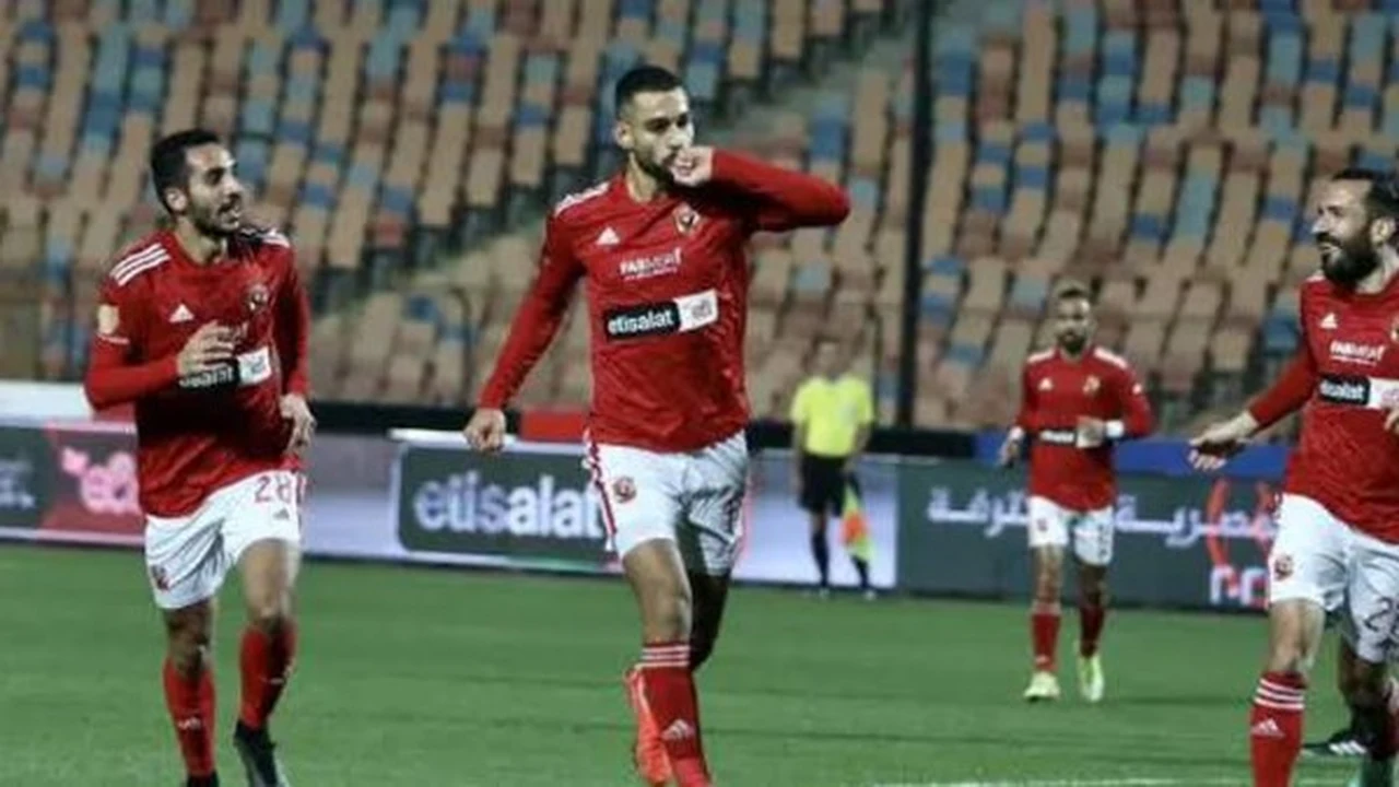 عمرو السولية يكشف تفاصيل حاسمة عن نهائيي دوري أبطال إفريقيا 2017 و2018